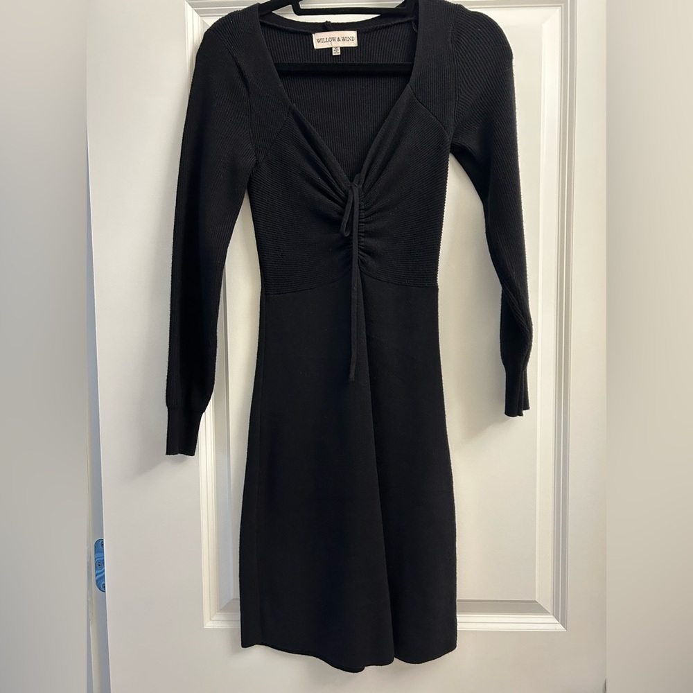 Elegant Black Knit Dress